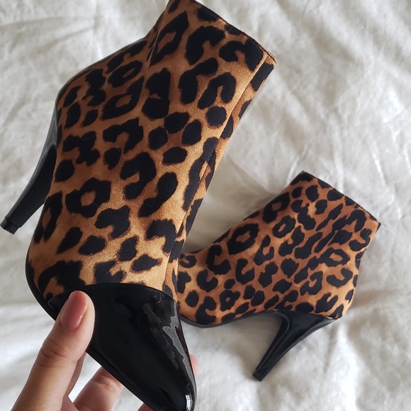 Jeffrey Campbell Shoes - Jeffery Campbell Leopard Ankle Booties